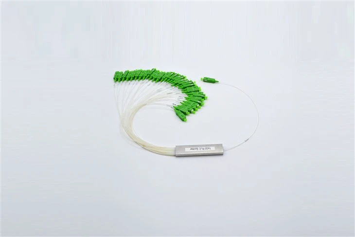 Llorweddol Ffibr 1X32 PLC, Tiwb Dur, Ffibr Moel 250μm, SC APC, Singlemode