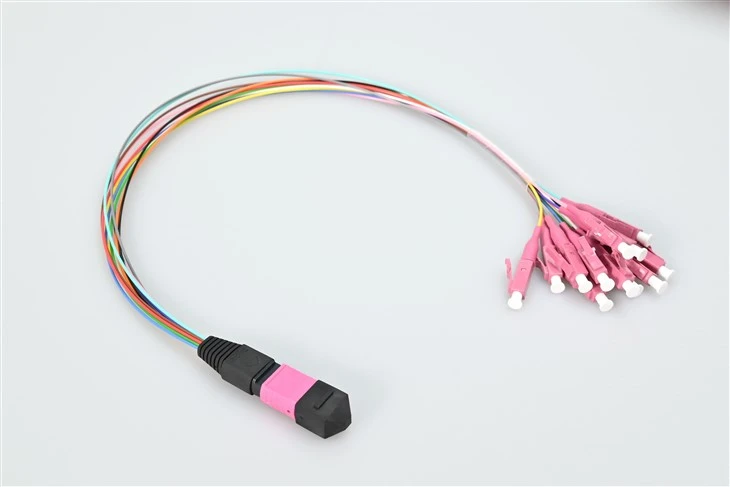 Mpo-lc 12 Cord Clytiog Ffibr Craidd OM4
